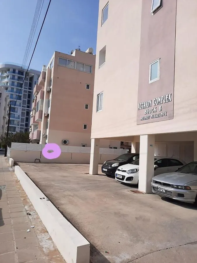 Large Apt 2 Bedrooms Sea View & 2 Balconies Larnaca Apartment