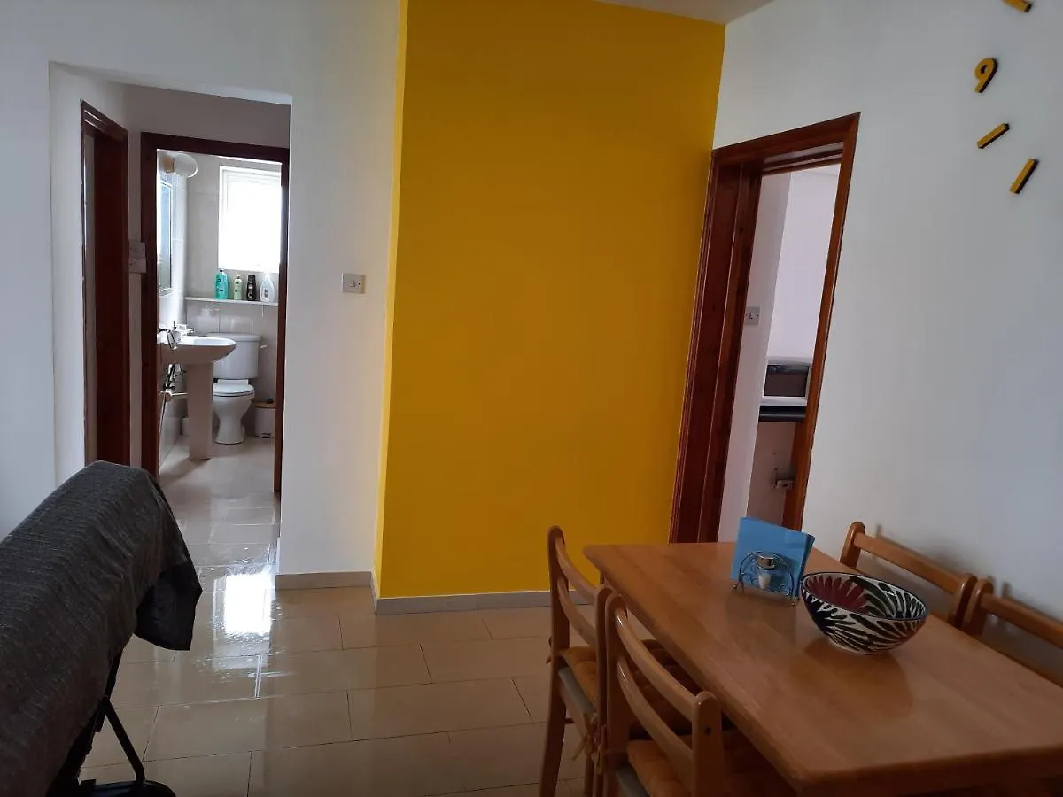 Large Apt 2 Bedrooms Sea View & 2 Balconies Larnaca 0*,